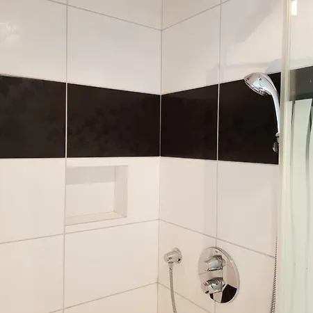 Groepsaccommodatie Heuvelland Oaze * 하이젠라스