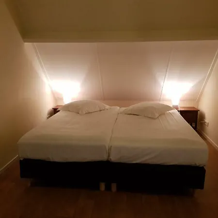 Groepsaccommodatie Heuvelland Oaze בית חווה Heijenrath